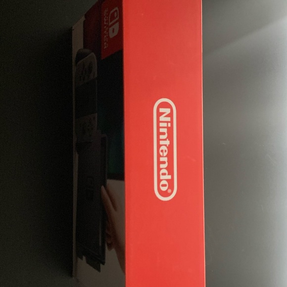 Nintendo Switch - Picture 5 of 5